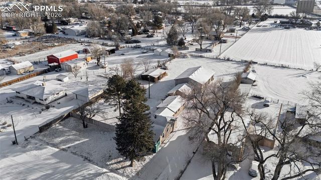 1220 Holly Street, Pueblo, CO 81006