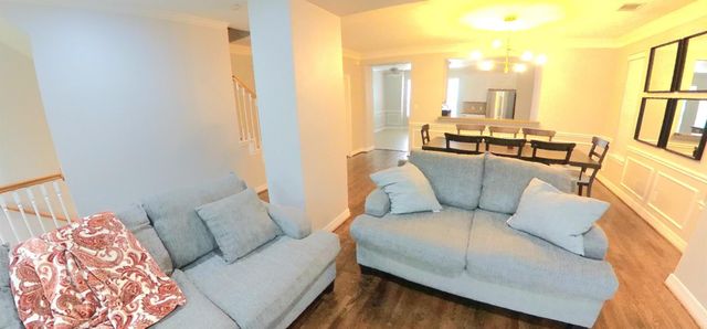 1719 Stacy Crest, Houston, TX 77008