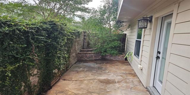1719 Stacy Crest, Houston, TX 77008