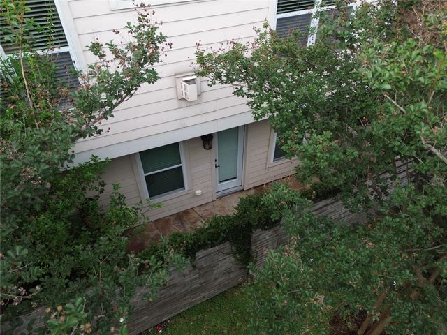 1719 Stacy Crest, Houston, TX 77008