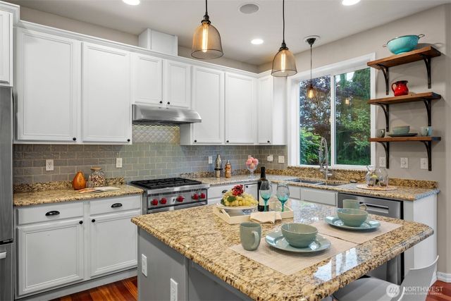 14824 80th Avenue SE, Snohomish, WA 98296