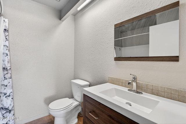 747 S EXTENSION Road 208, Mesa, AZ 85210