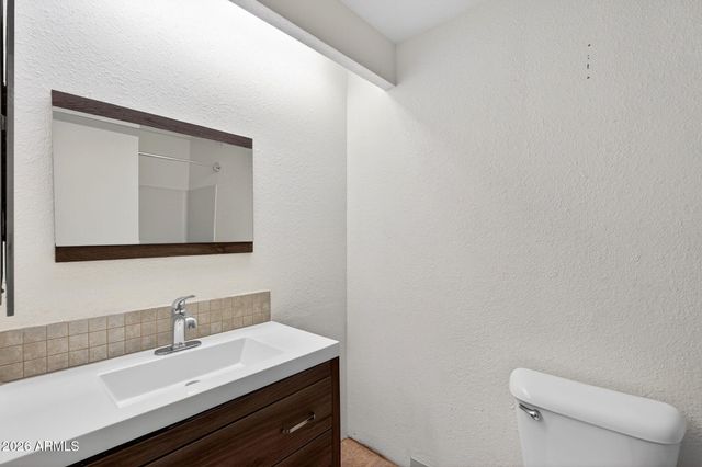 747 S EXTENSION Road 208, Mesa, AZ 85210