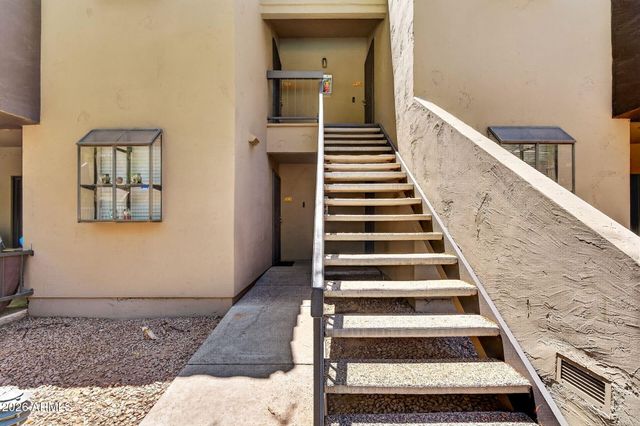 747 S EXTENSION Road 208, Mesa, AZ 85210