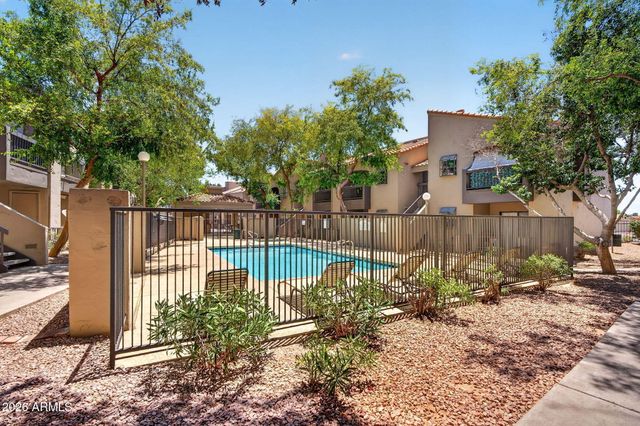 747 S EXTENSION Road 208, Mesa, AZ 85210