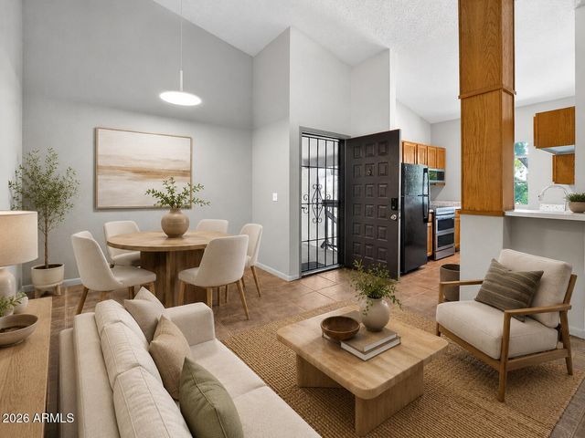 747 S EXTENSION Road 208, Mesa, AZ 85210
