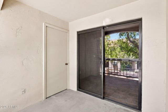 747 S EXTENSION Road 208, Mesa, AZ 85210