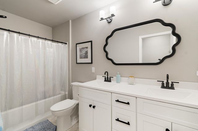 287 Horseshoe Circle, Milton, VT 05468