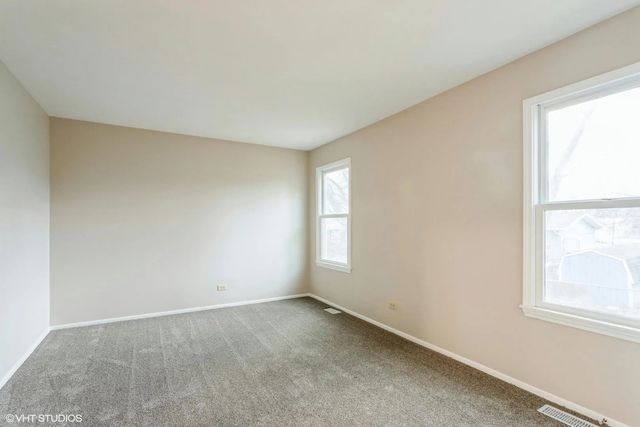 121 Richmond Drive, Bolingbrook, IL 60440