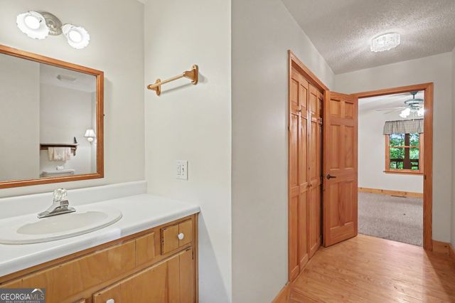 659 Potomac Drive, Tiger, GA 30576