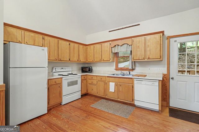 659 Potomac Drive, Tiger, GA 30576
