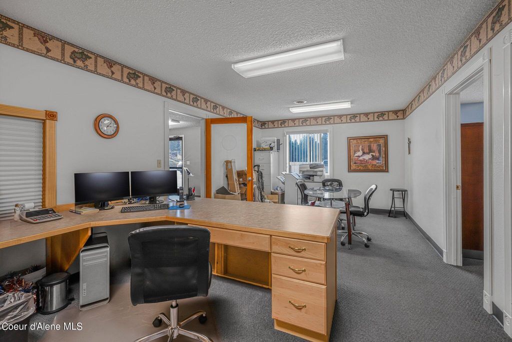 19587 W RIVERVIEW DR, Post Falls, ID 83854 photo 16