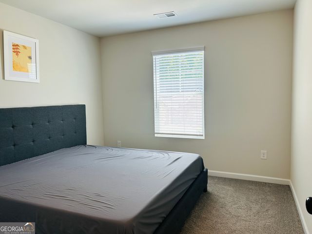 57 Pacific Avenue, Sharpsburg, GA 30277