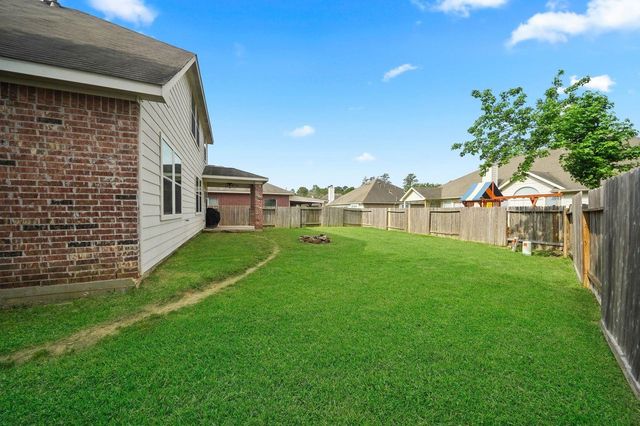 28935 Hidden Cove Drive, Magnolia, TX 77354