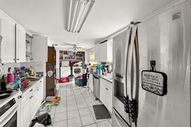 122 ALGIERS DRIVE, Venice, FL 34293