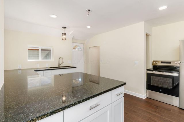 845 Sunbury Road, Columbus, OH 43219