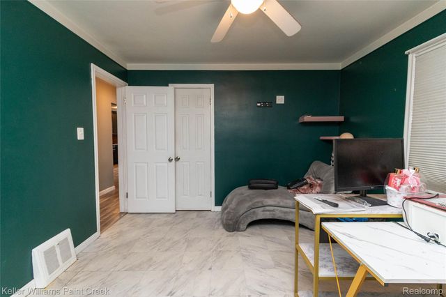 25156 Fortuna Street, Roseville, MI 48066