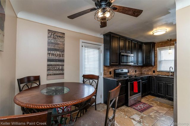 25156 Fortuna Street, Roseville, MI 48066