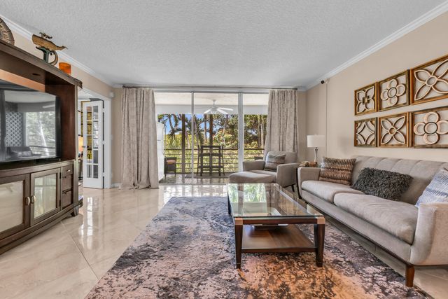 3201 N COURSE Lane E 212, Pompano Beach, FL 33069