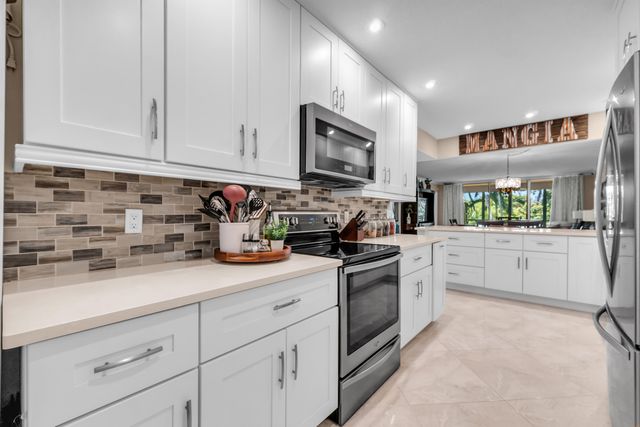 3201 N COURSE Lane E 212, Pompano Beach, FL 33069