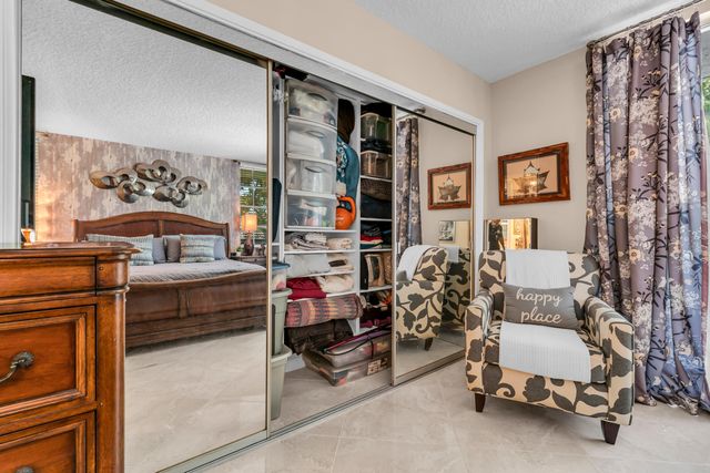 3201 N COURSE Lane E 212, Pompano Beach, FL 33069
