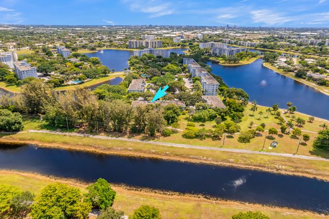 3201 N COURSE Lane E 212, Pompano Beach, FL 33069
