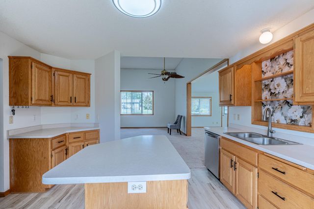 7085 148th Lane NW, Ramsey, MN 55303