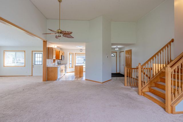 7085 148th Lane NW, Ramsey, MN 55303