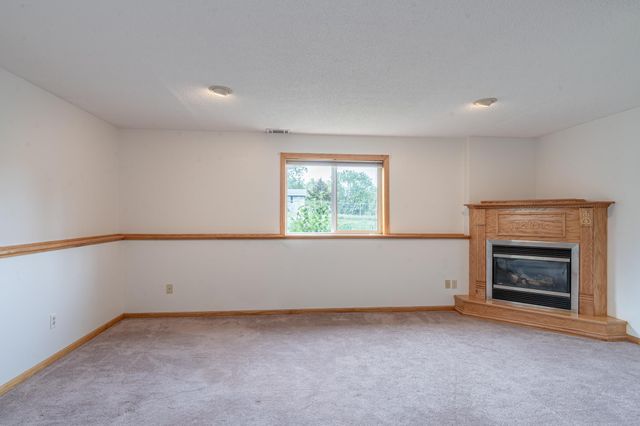 7085 148th Lane NW, Ramsey, MN 55303