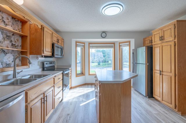 7085 148th Lane NW, Ramsey, MN 55303