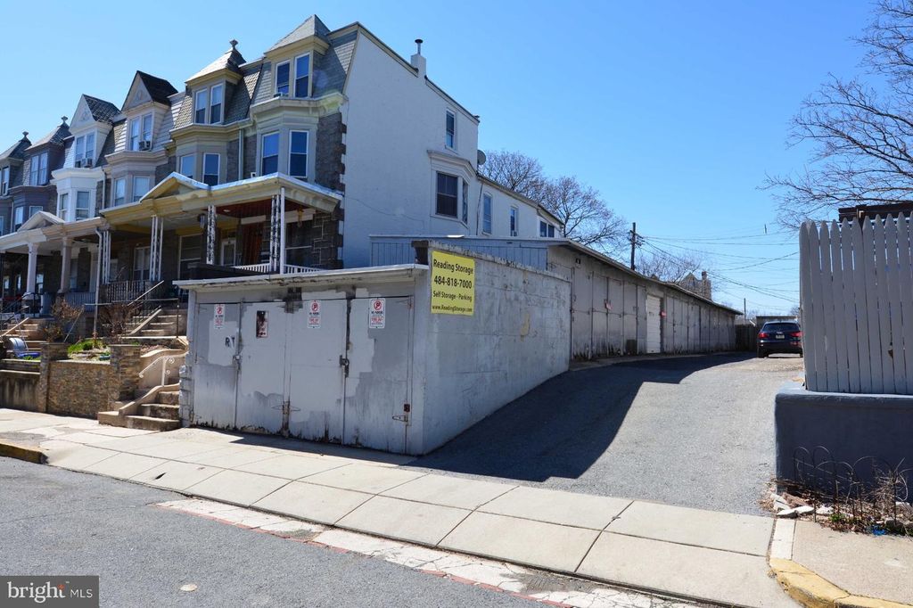 824 RITTER ST, Reading, PA 19601