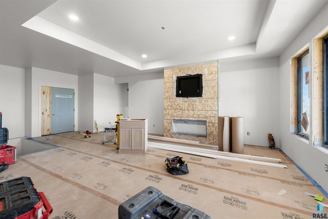 6505 E Fieldview St Street, Sioux Falls, SD 57110