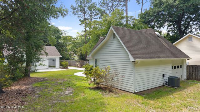 412 Dogwood Lane, Wilmington, NC 28409