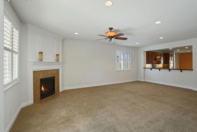 2224 Bellchase Dr, Manteca, CA 95336