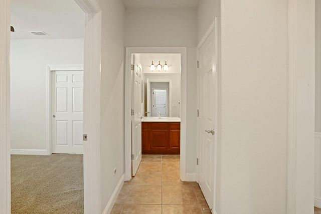 2224 Bellchase Dr, Manteca, CA 95336