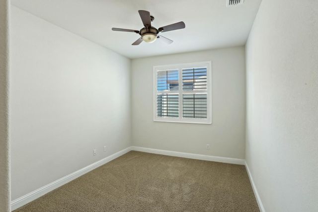 2224 Bellchase Dr, Manteca, CA 95336