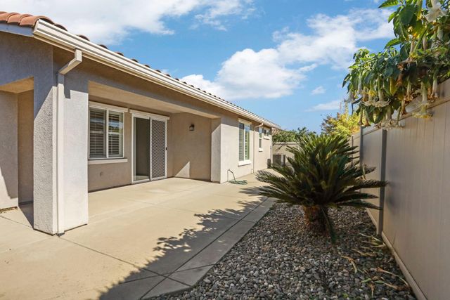 2224 Bellchase Dr, Manteca, CA 95336