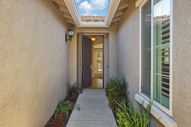 2224 Bellchase Dr, Manteca, CA 95336