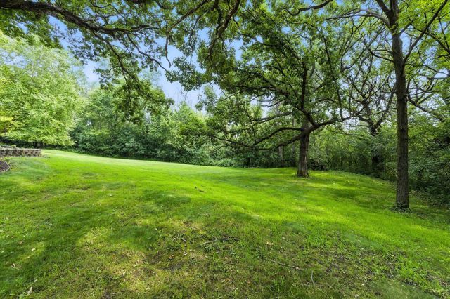 1310 Deerwood Drive, Eagan, MN 55123