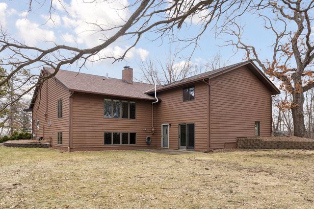 1310 Deerwood Drive, Eagan, MN 55123