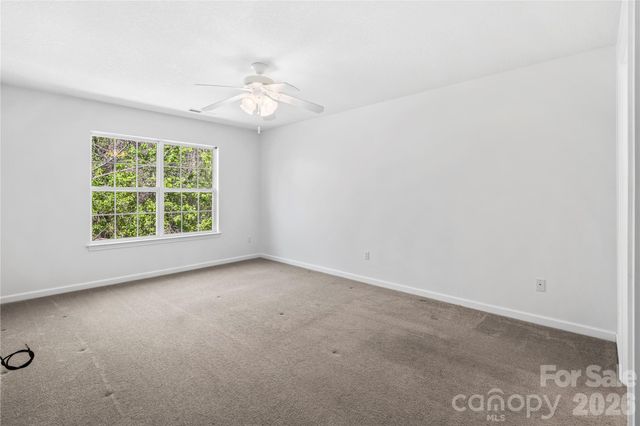 206 Waters Edge Drive, Weaverville, NC 28787