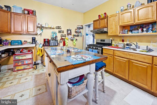 426 N STATE ST, Camden, NJ 08102