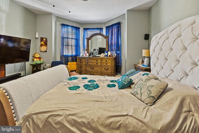 426 N STATE ST, Camden, NJ 08102