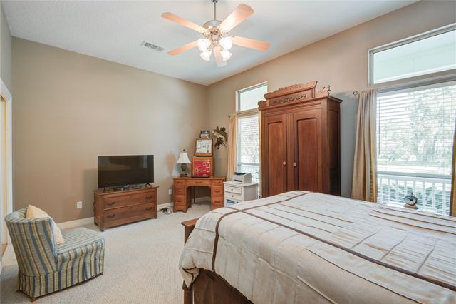 108 Buffalo Trail, Lake Jackson, TX 77566