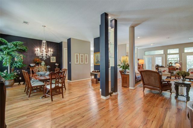 108 Buffalo Trail, Lake Jackson, TX 77566