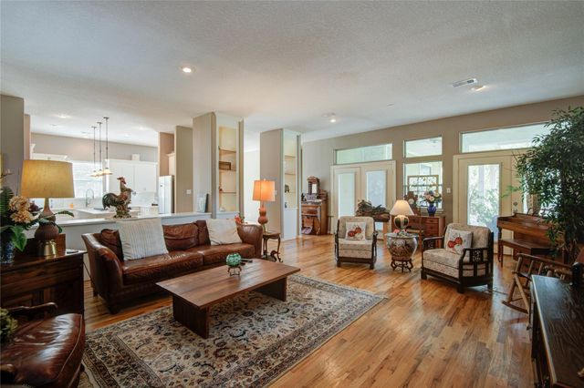 108 Buffalo Trail, Lake Jackson, TX 77566