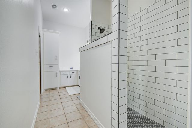 108 Buffalo Trail, Lake Jackson, TX 77566