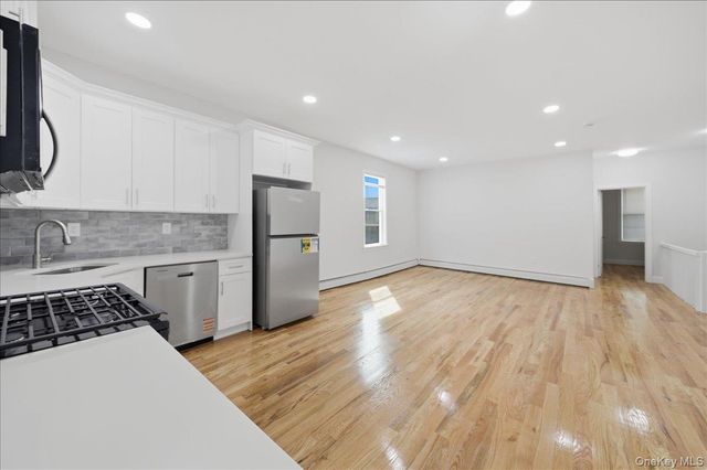 1624 Seddon Street, Bronx, NY 10461