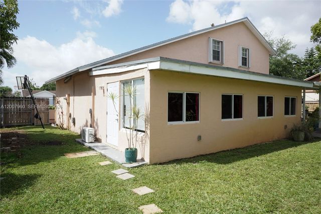 11311 SW 164th Ter, Miami, FL 33157