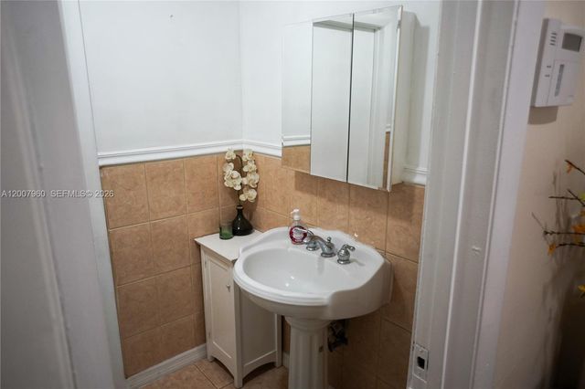 11311 SW 164th Ter, Miami, FL 33157